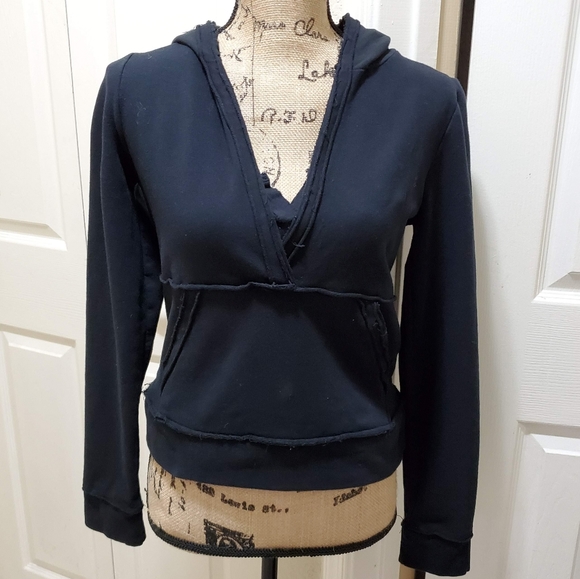 free people black sweatshirt